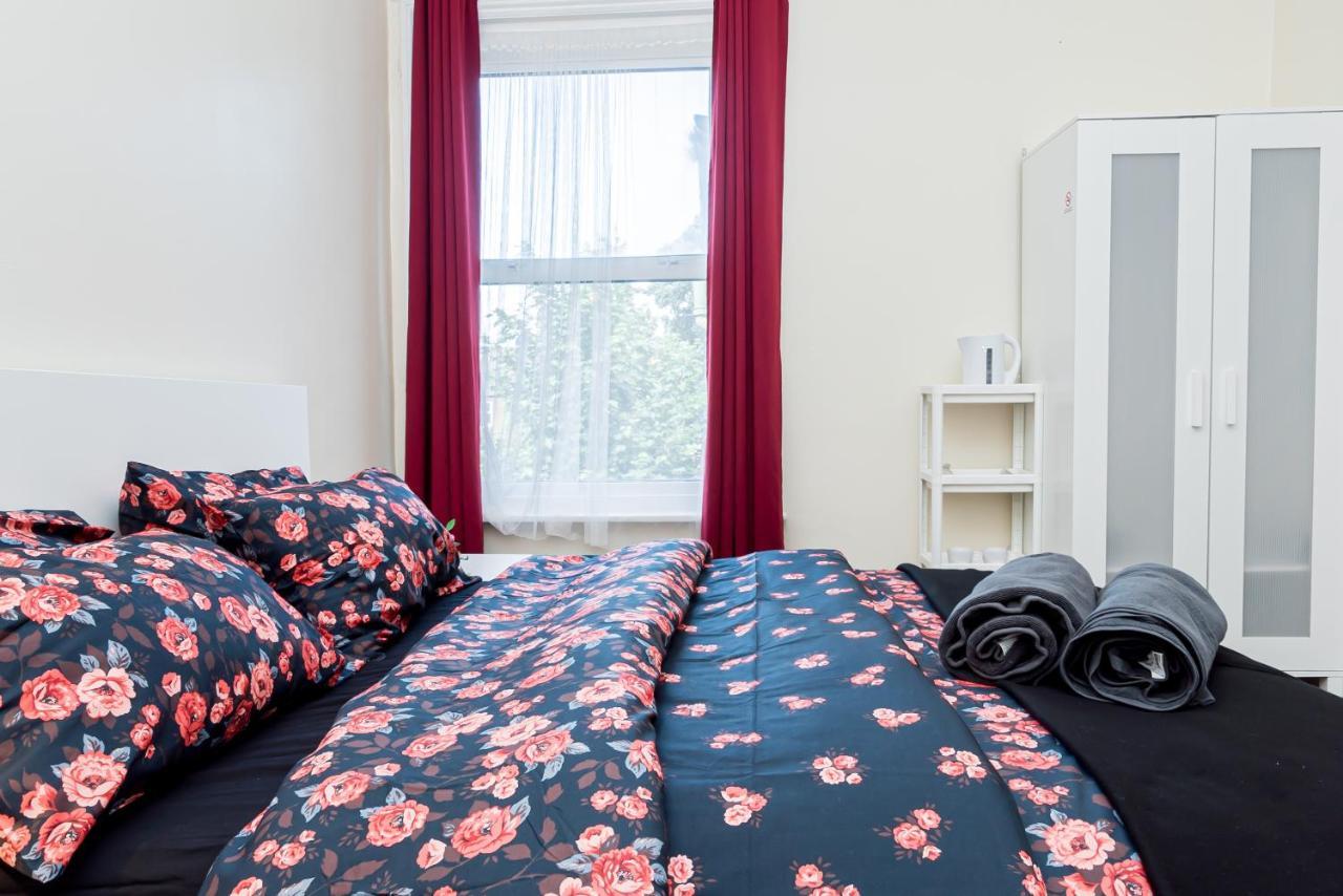 Shirley House 1, Guest House, Self Catering, Self Check In With Smart Locks, Use Of Fully Equipped Kitchen, Walking Distance To Southampton Central, Excellent Transport Links, Ideal For Longer Stays Экстерьер фото